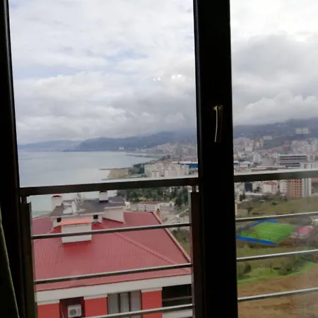 North Pearl Apartment *