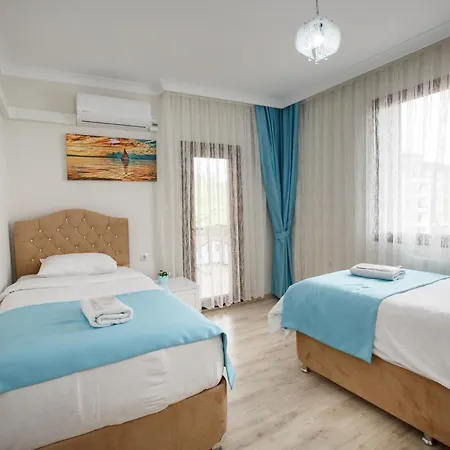 North Pearl Apartment *