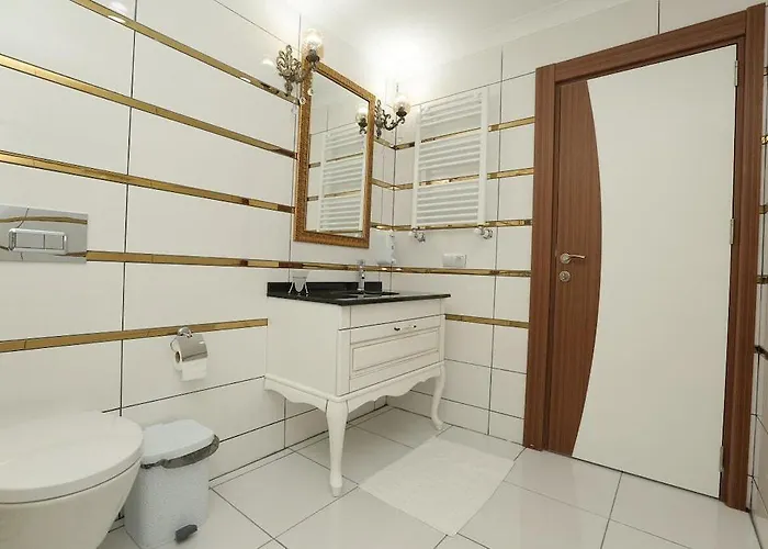 North Pearl טראבזון